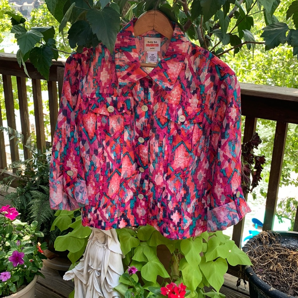 Ruby Rd. Size 12petite colorful button up womens shirt